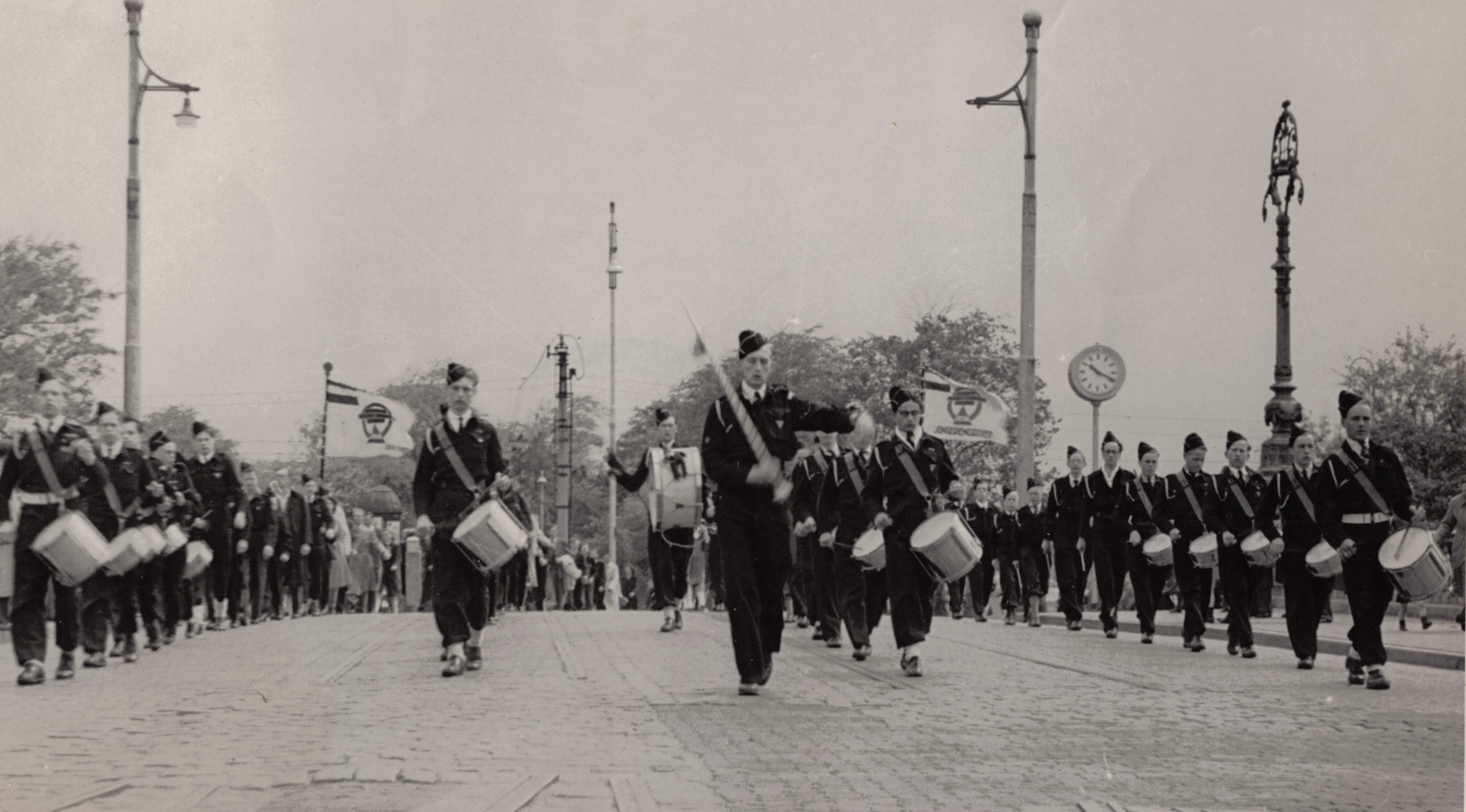 ederatieband C.J.M.V.